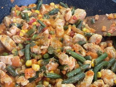 Vištiena su daržovėmis meksikietiškai Žingsnis 4