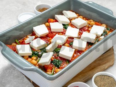 Keptas avinžirnis su pomidorais, špinatais ir feta sūriu Žingsnis 2