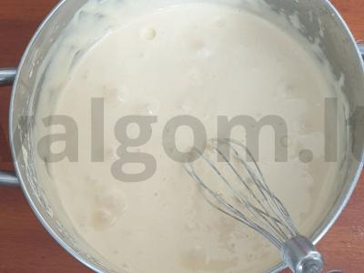 Šarlotė su karamelizuota plutele Žingsnis 1