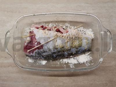 Keptas karpis su graikiniais riešutais Žingsnis 4