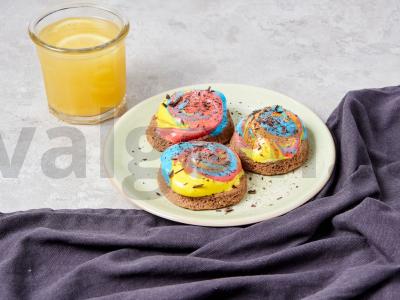 Velykiniai sausainiai pagrindine nuotrauka