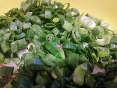 Salotos su ridikėliais ir dešra Žingsnis 5