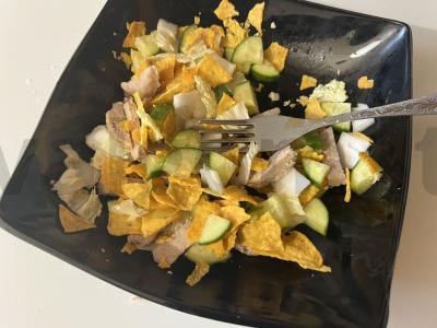 Kreminis salotas su traškučiais ir rūkytomis šoninėmis Žingsnis 3