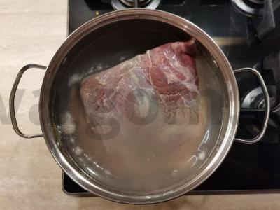 Šventinis želė iš veršienos Žingsnis 1