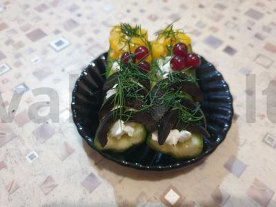 Agurkų valtelės „Laimės juosta“ pagrindine nuotrauka