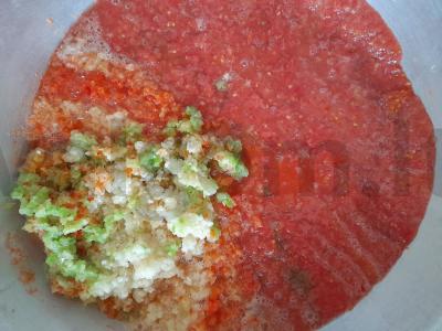 Aštrus adjika iš paprikos, pomidorų ir obuolių Žingsnis 2