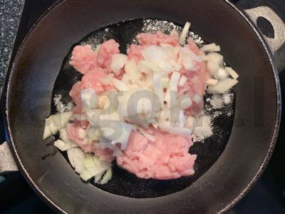 Blynai su mėsos įdaru ir prieskoniais Žingsnis 4