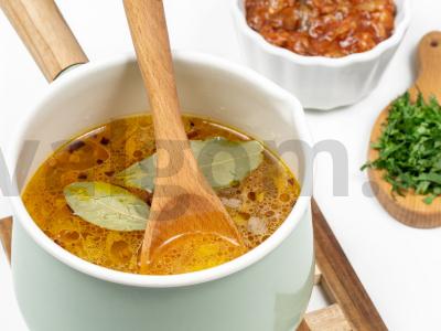 Žuvų sriuba su žuvimis Žingsnis 2