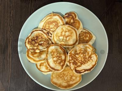 Kefyro blynai, klasikinis receptas pagrindine nuotrauka