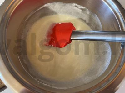 Saldainiai „Iriski“ iš grietinės „Pieno stotis“ Žingsnis 2