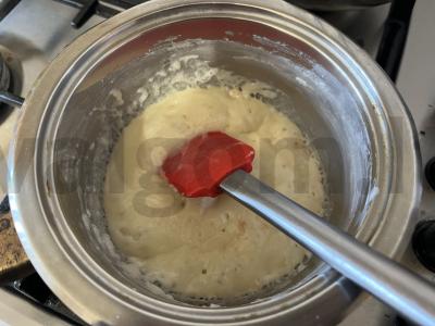 Saldainiai „Iriski“ iš grietinės „Pieno stotis“ Žingsnis 4