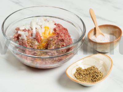 Makaronai su meatballs Žingsnis 4