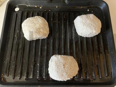 Namų gamybos vaikų burgeriai su vištienos kotletais Žingsnis 4