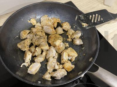 Fusilli su vištiena ir pesto padažu Žingsnis 2