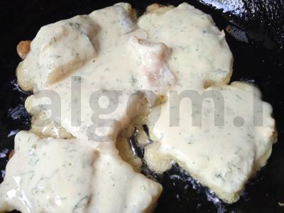 Menkių filė tešloje su tempura miltais ir džiovintu krapu Žingsnis 3