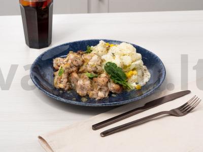 Kalakutienos filė su putojančiu vynu ir provanso žolelėmis pagrindine nuotrauka