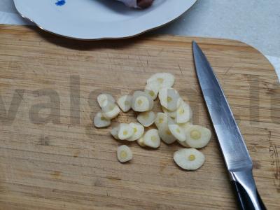 Indėnų blauzda orkaitėje su bulvėmis Žingsnis 1