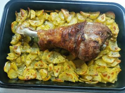 Indėnų blauzda orkaitėje su bulvėmis Žingsnis 8