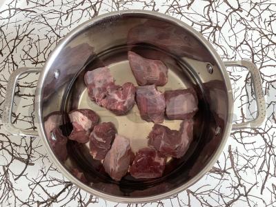 Kvapni jautienos ir daržovių hašlama Žingsnis 1