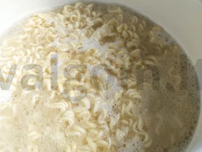 Nudų sriuba su vištienos sultiniu Žingsnis 3