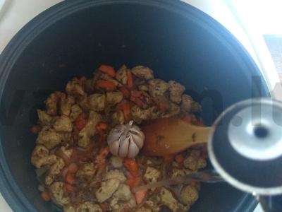 Kuskusas su kalakutiena lėtoje viryklėje Žingsnis 4