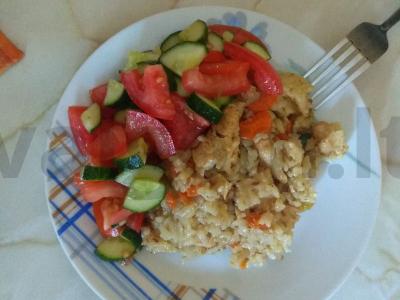 Kuskusas su kalakutiena lėtoje viryklėje pagrindine nuotrauka