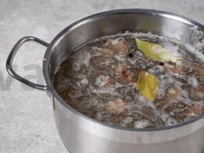 Sriuba su grybais ir mėsa Žingsnis 6