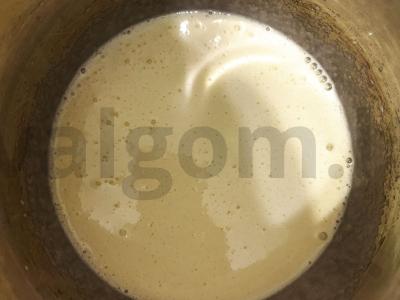 Varškės keksiukai su razinomis ir citrinos žievele Žingsnis 2