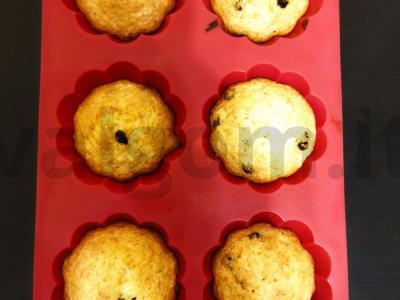 Varškės keksiukai su razinomis ir citrinos žievele Žingsnis 8