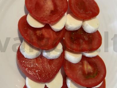 Salotas „Caprese“ Žingsnis 3
