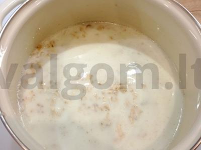 Avižinė košė su chia, vaisiais ir migdolais Žingsnis 2