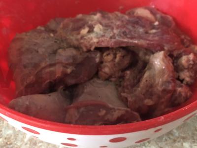 Kaninų mėsa orkaitėje Žingsnis 1