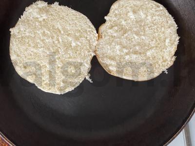 Vištienos kotletų burgeris Žingsnis 1