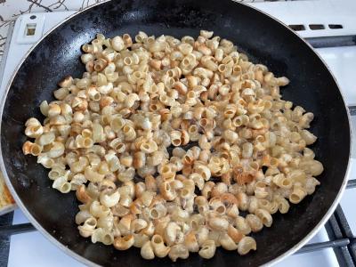 Skrudinti makaronai Žingsnis 2