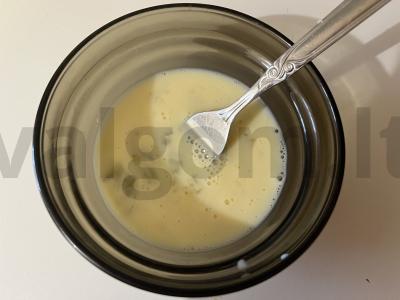 Traškus kiaušinių tostadas su česnaku, pomidoru ir sūriu Žingsnis 2