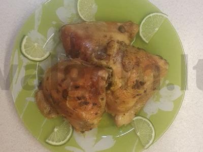 Vištiena su laimu ir kukurūzų aliejumi pagrindine nuotrauka