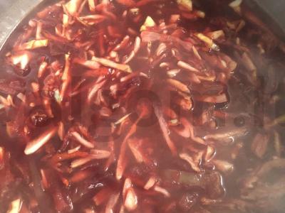 Burokėlių sriuba su kopūstais Žingsnis 13