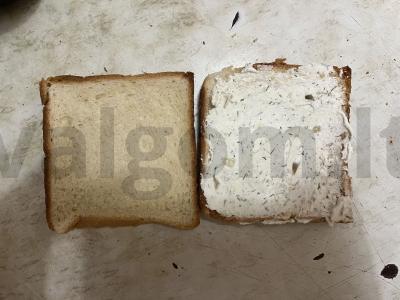 Krištoliniai, sotūs, karšti tostai su kumpiu ir karbonaidu Žingsnis 1