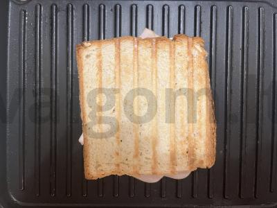 Krištoliniai, sotūs, karšti tostai su kumpiu ir karbonaidu Žingsnis 5