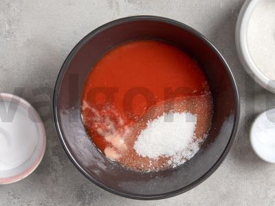 Vegetariškas tortas pomidorų sultyse Žingsnis 2