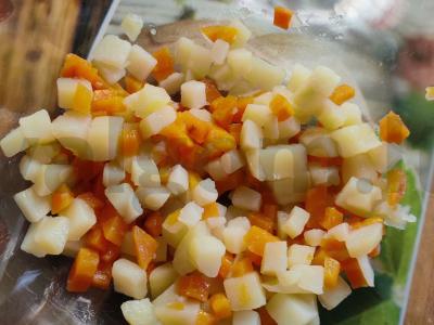 Olivjė su krevetėmis ir šviežiu agurku Žingsnis 6