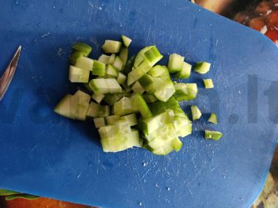 Olivjė su krevetėmis ir šviežiu agurku Žingsnis 9