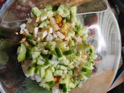 Olivjė su krevetėmis ir šviežiu agurku Žingsnis 10