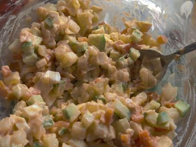 Olivjė su krevetėmis ir šviežiu agurku Žingsnis 13