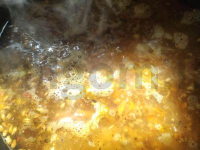 Kepta perlų kruopų patiekalas su daržovėmis Žingsnis 7