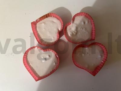 Namų juodųjų serbentų ledai su sausainių gabaliukais Žingsnis 3