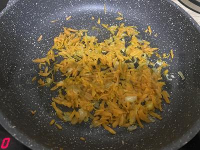 Aromatingas pupelių ir mėsos kukulių sriuba Žingsnis 3