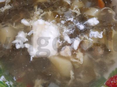 Špinatų sriuba su kiauliena ir daržovėmis pagrindine nuotrauka