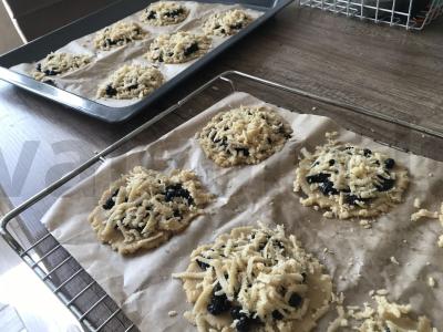 Sausainių iš trapios tešlos su juodųjų serbentų uogiene Žingsnis 6