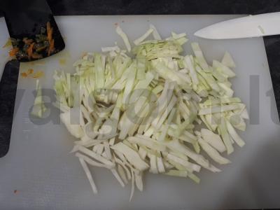 Daržovių sriuba su meatballs Žingsnis 3